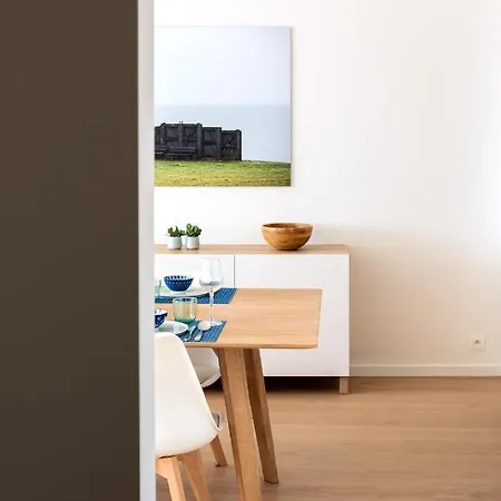 Modern & Spacious Near In *